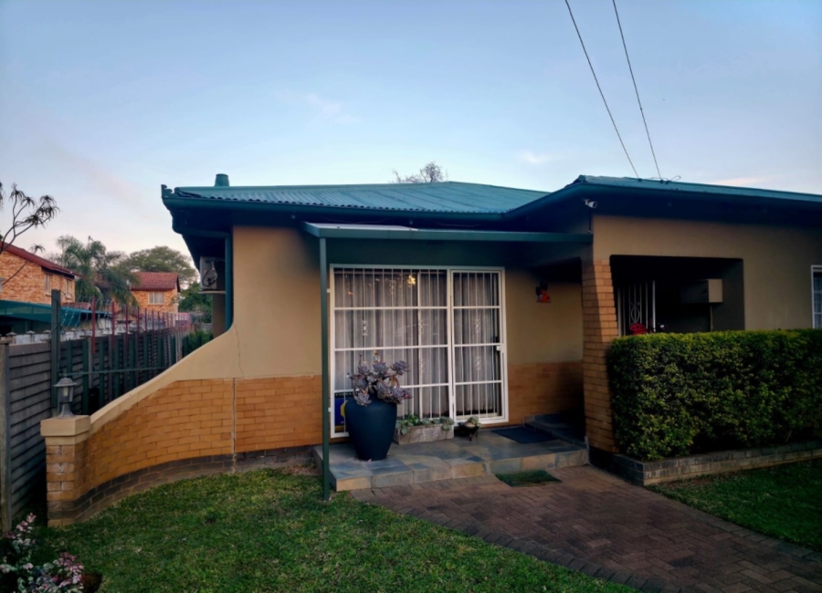 3 Bedroom Property for Sale in Oos Einde North West